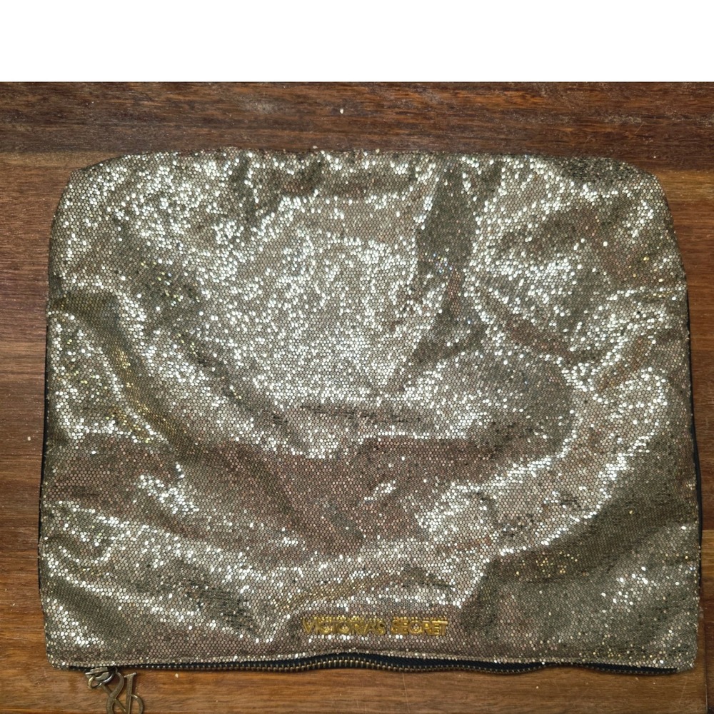 Vintage Victoria's Secret Gold Metallic Mesh Clutch Bag VS Logo Zipper Pull
